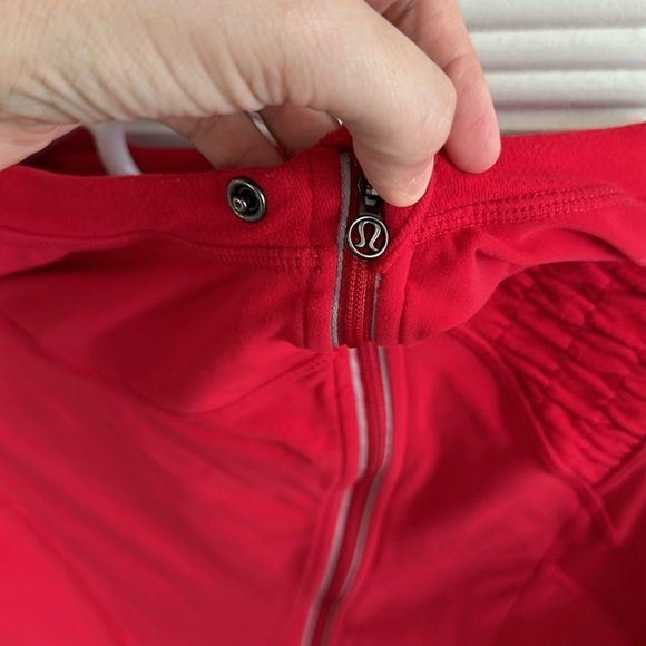 Lululemon Run Jacket M Current Red EXC 6-8 - Picture 3 of 15